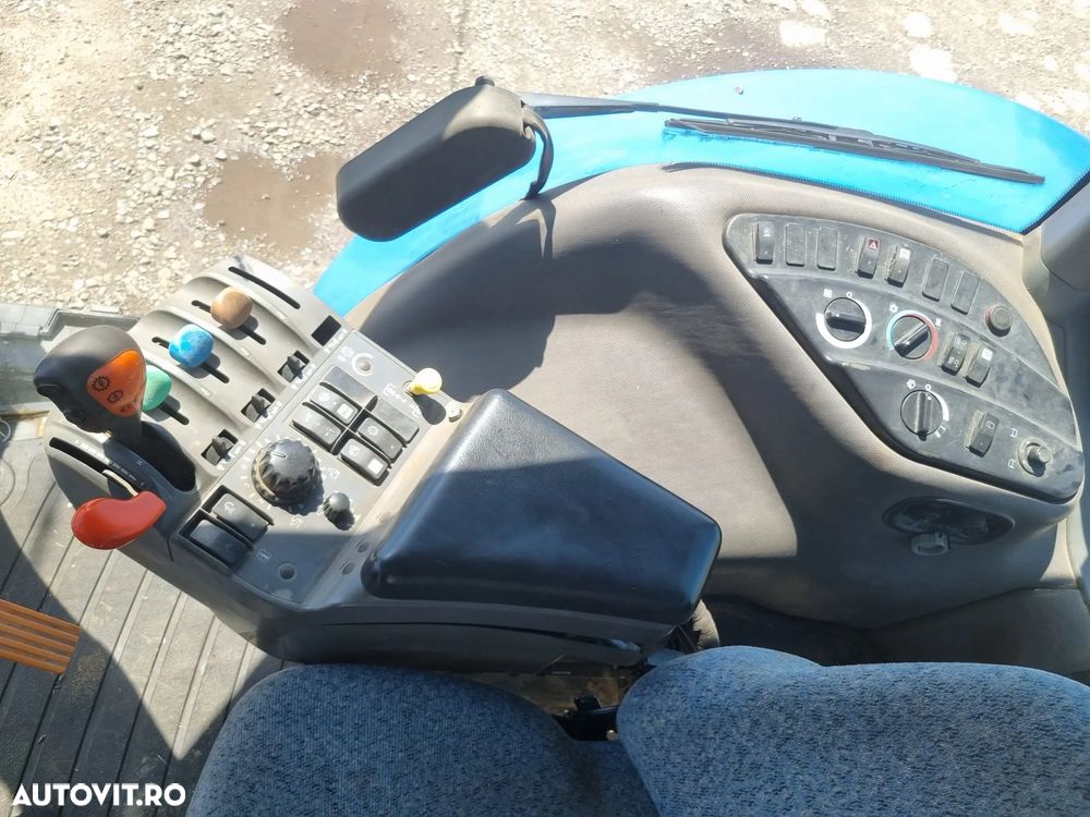 New Holland 8030 - 11