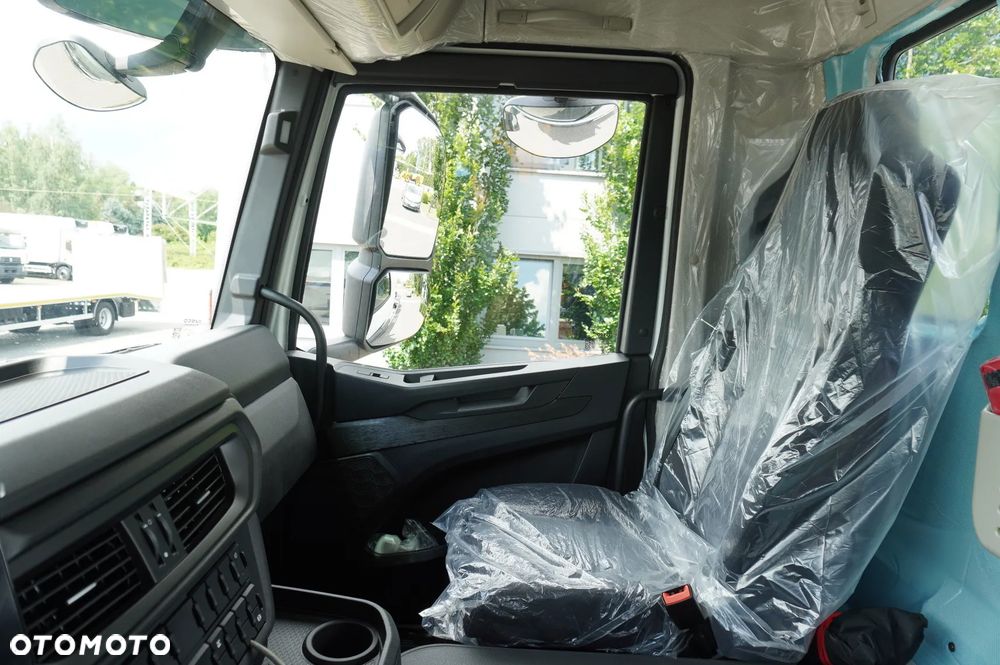 Iveco NOWE T-Way AD380T46 / 6x4 / 2026 / bez przebiegu / Hakowiec HIAB 26t_255874 - 25