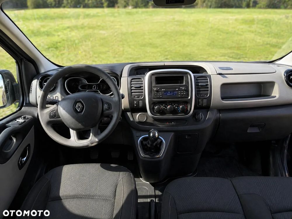 Renault Trafic - 11