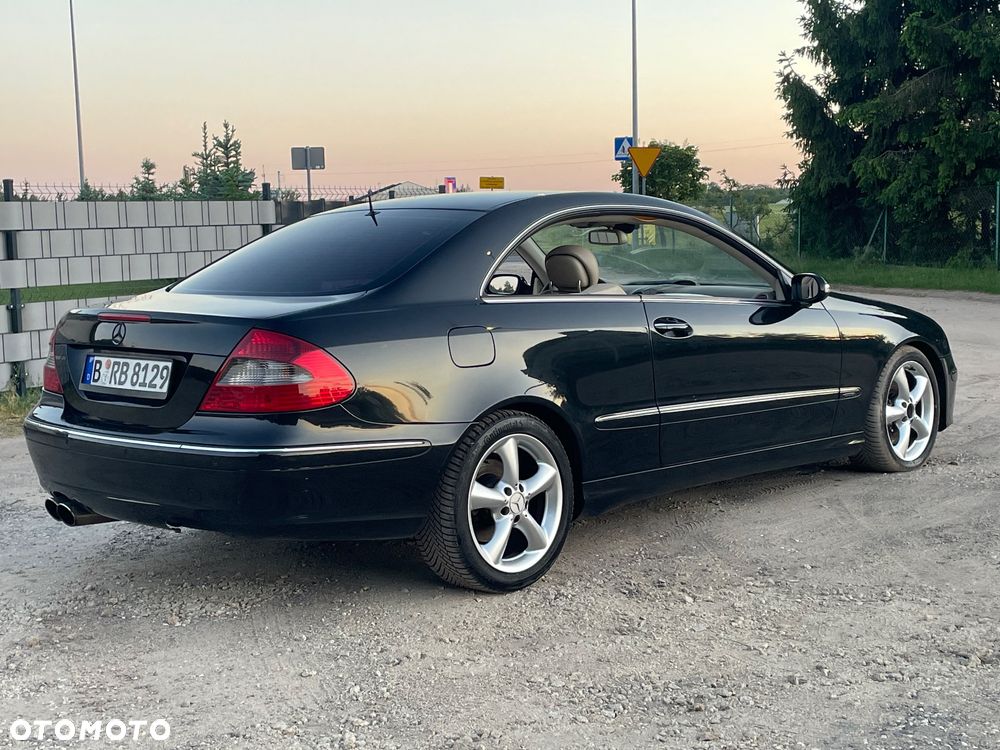 Mercedes-Benz CLK 320 CDI 7G-TRONIC Elegance - 8