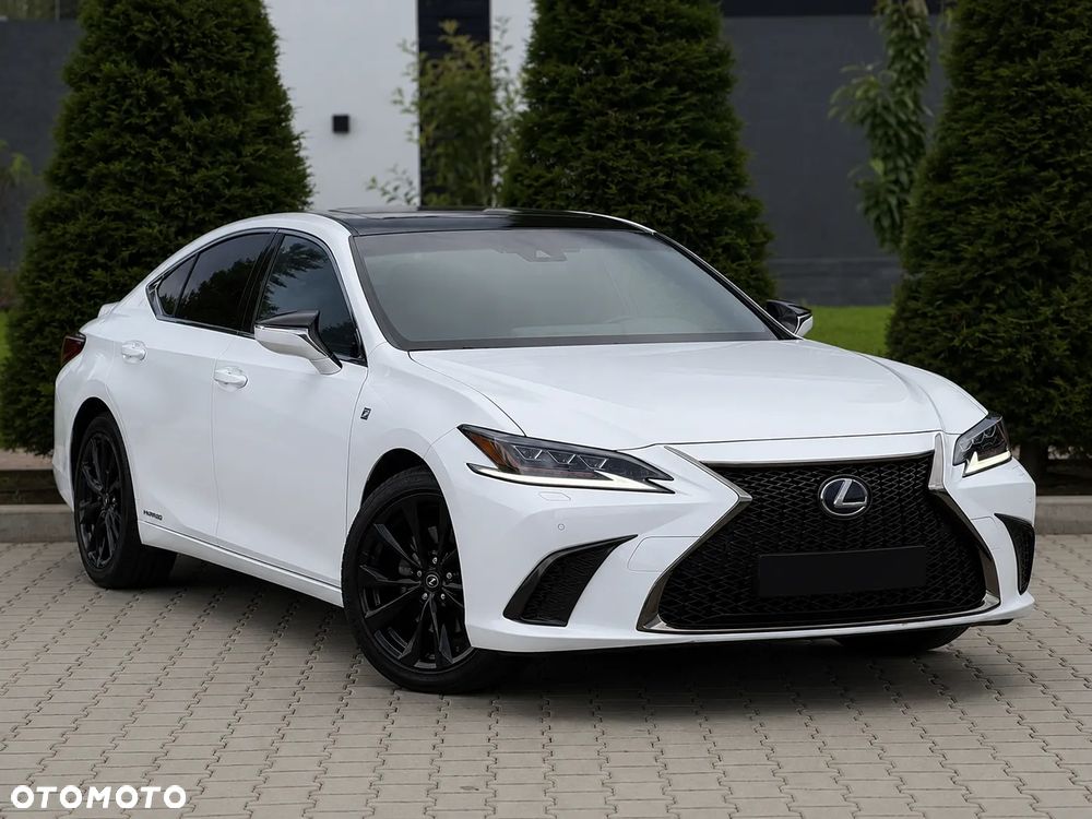 Lexus ES 300h F Sport - 3