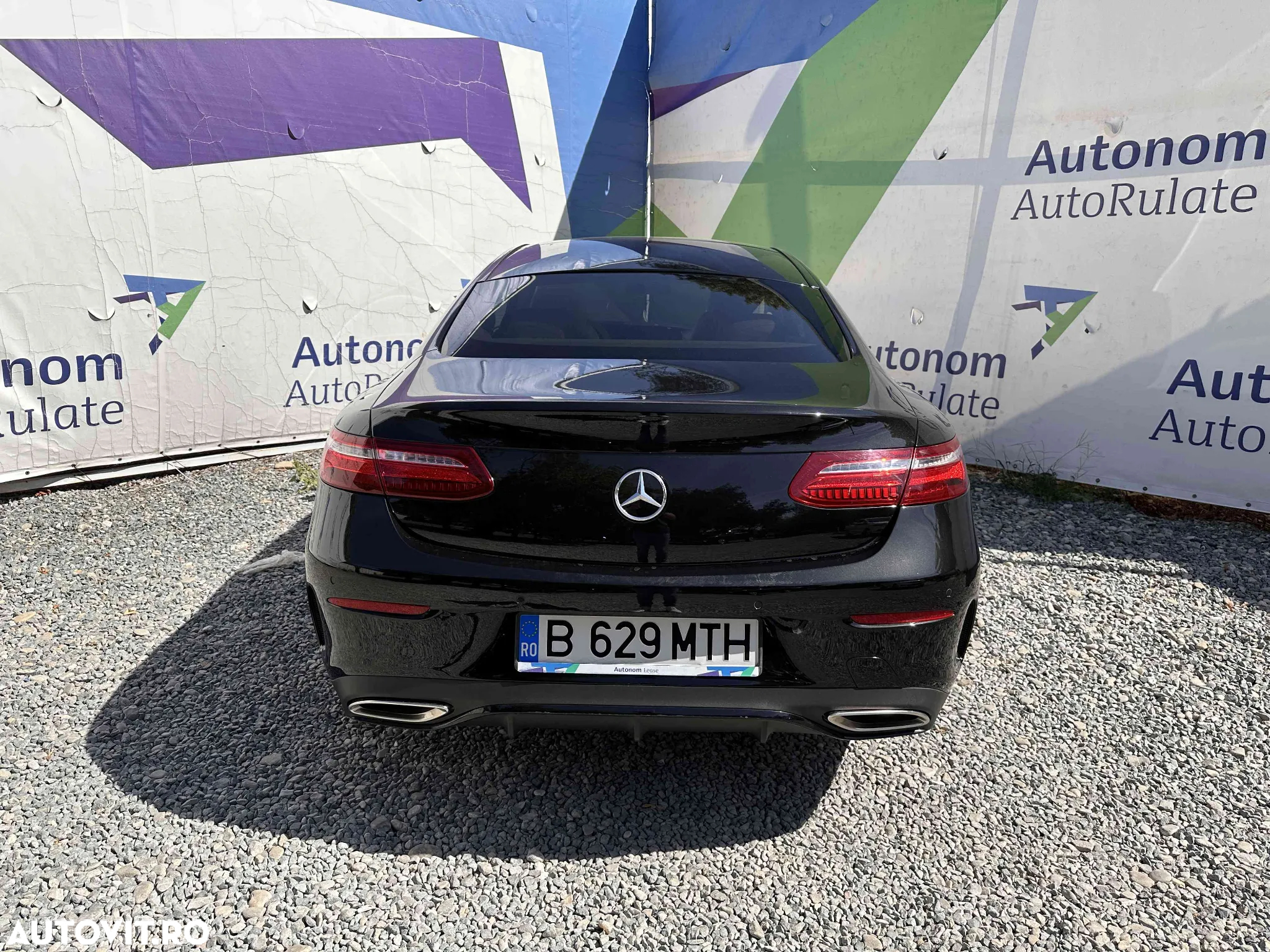 Mercedes-Benz E - 12