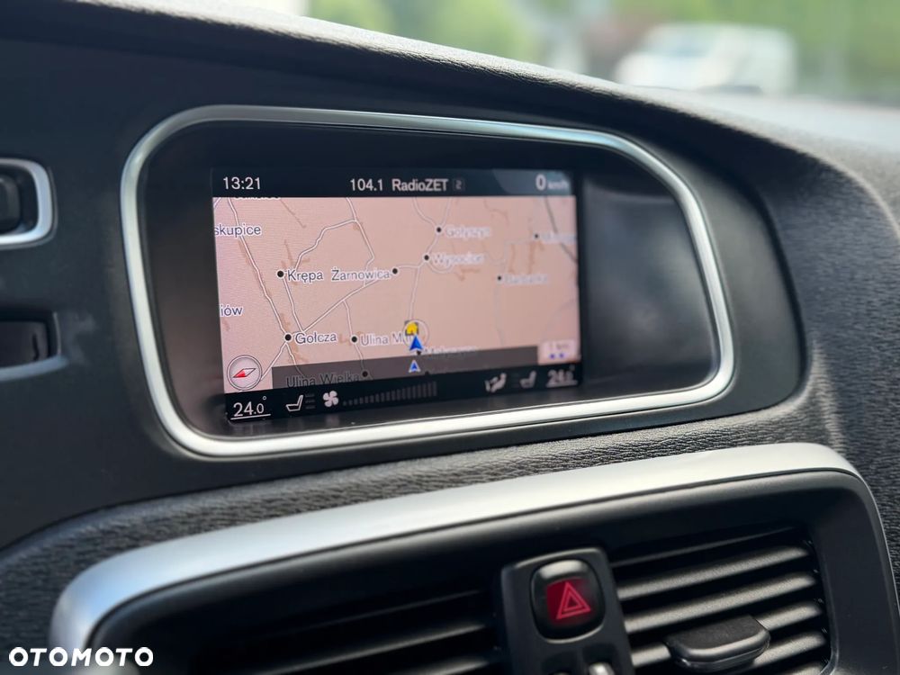 Volvo V40 D3 Drive-E R-Design Momentum - 18
