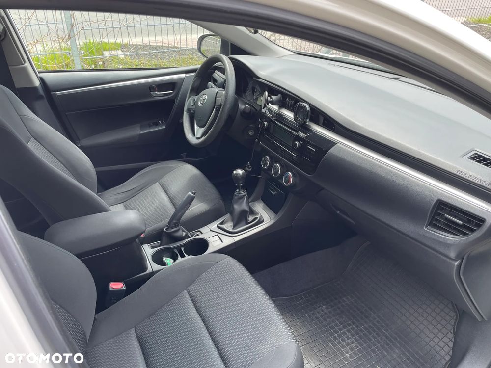 Toyota Corolla 1.33 Active - 13