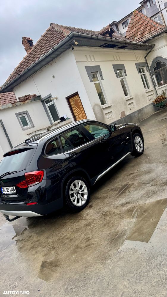 BMW X1 sDrive18d Aut. Sport Line - 3