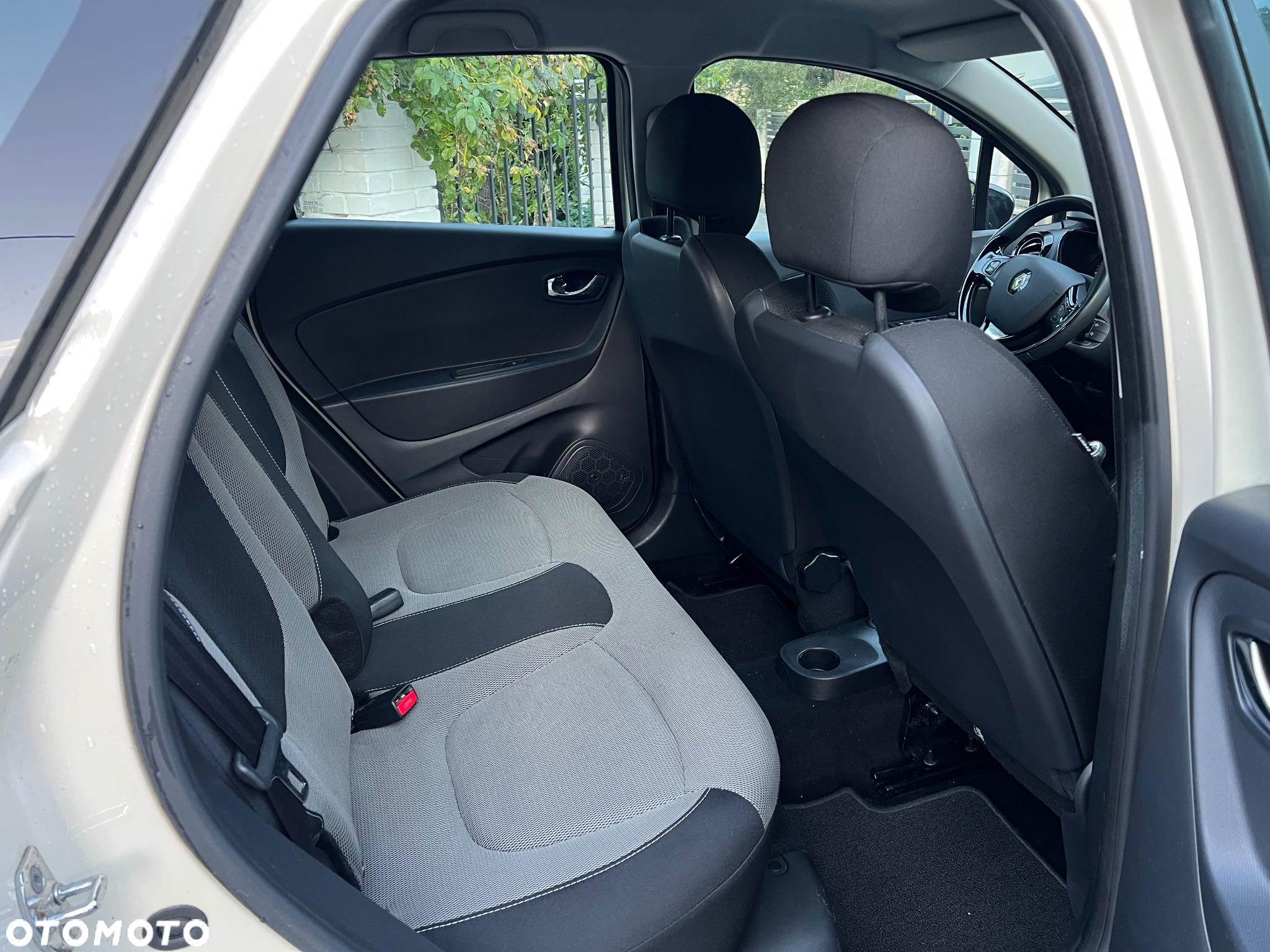 Renault Captur (ENERGY) TCe 90 LIMITED - 29