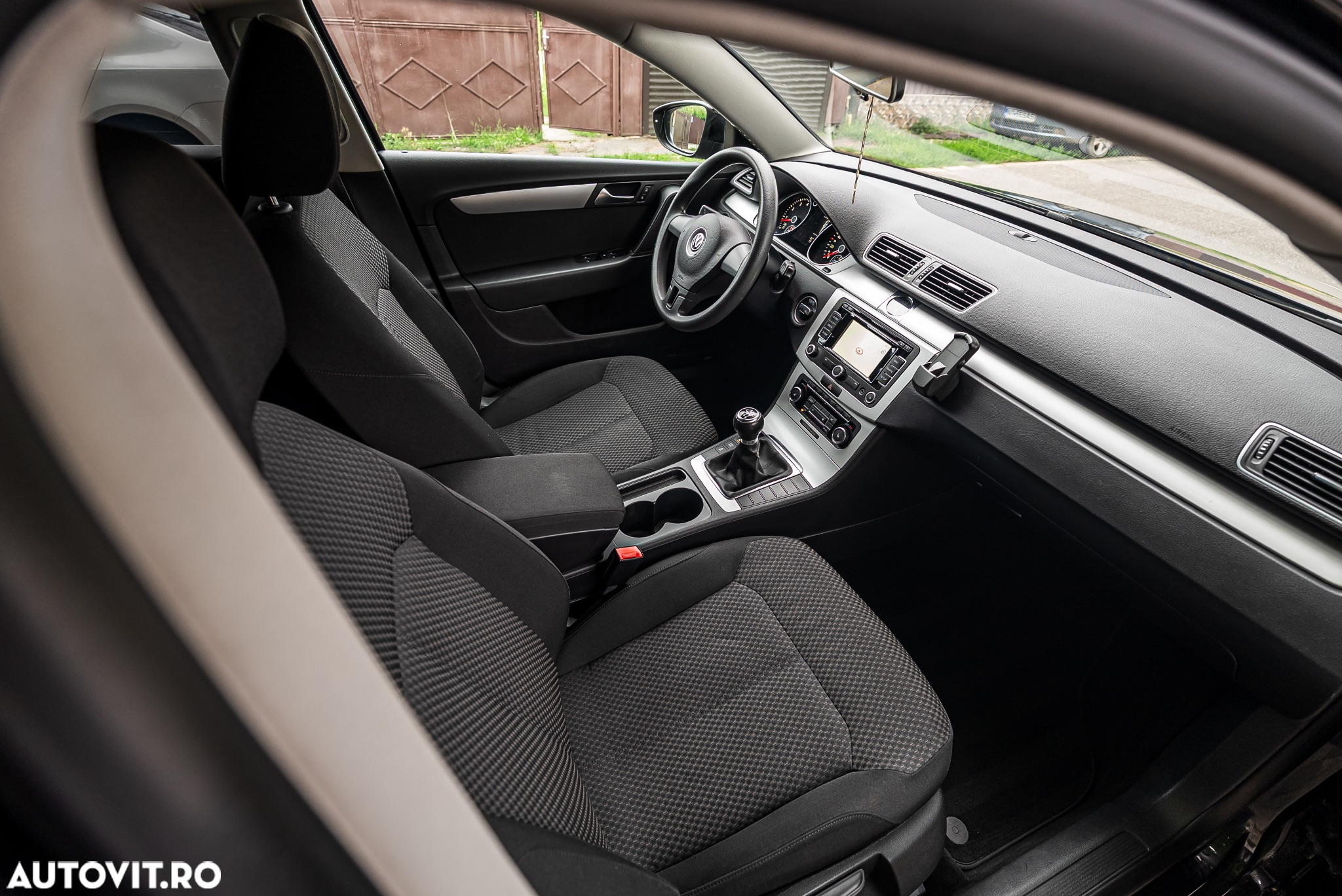 Volkswagen Passat - 9