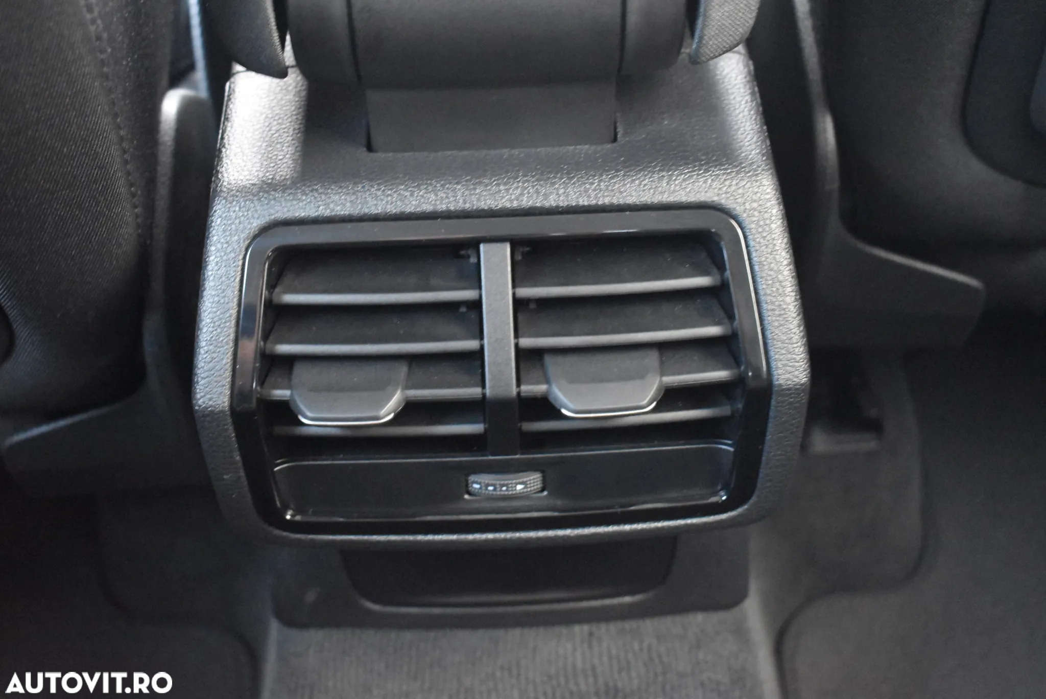 Audi Q3 1.5 35 TFSI S tronic Basic - 27