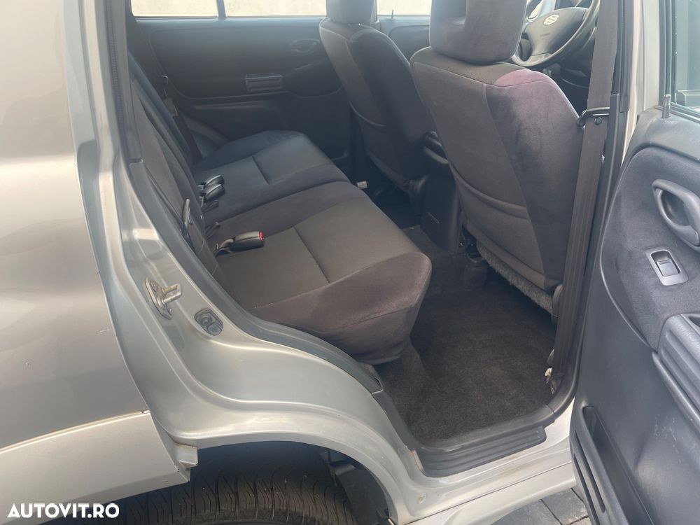 Suzuki Grand Vitara 2.0 TD A/C - 8