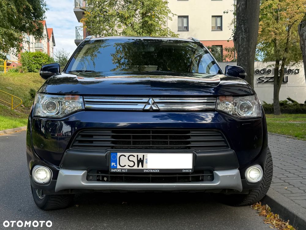 Mitsubishi Outlander 2.0 4WD Top - 27