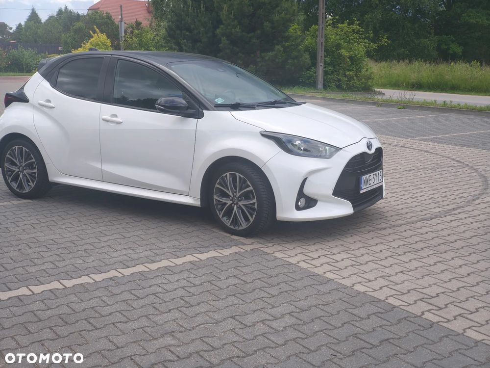 Toyota Yaris - 10