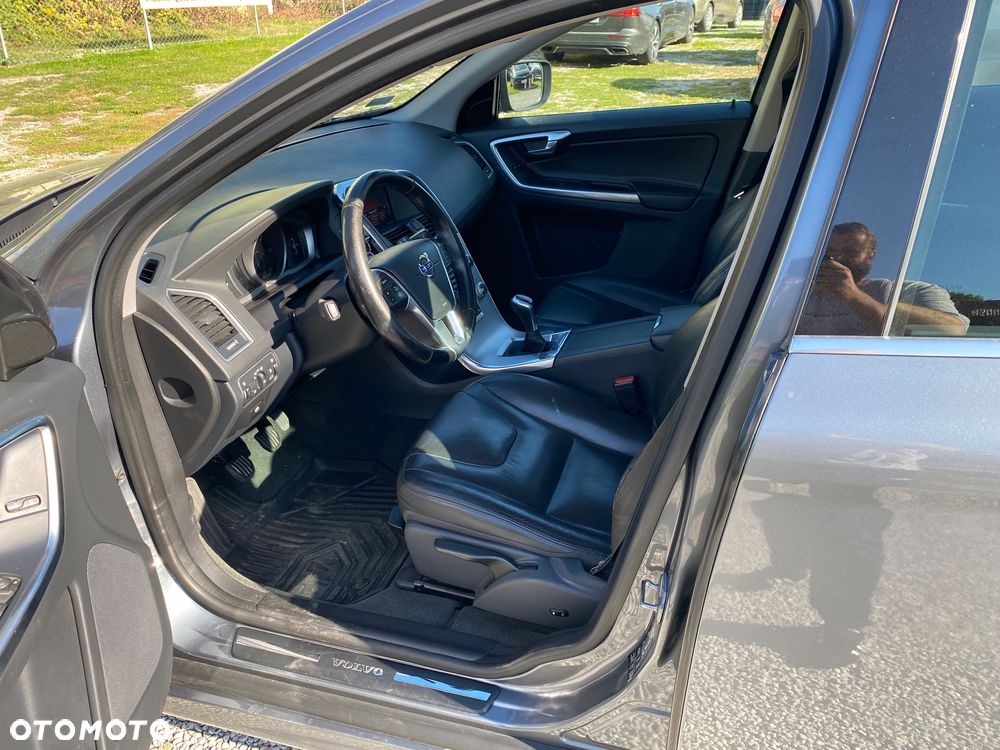 Volvo XC 60 - 24