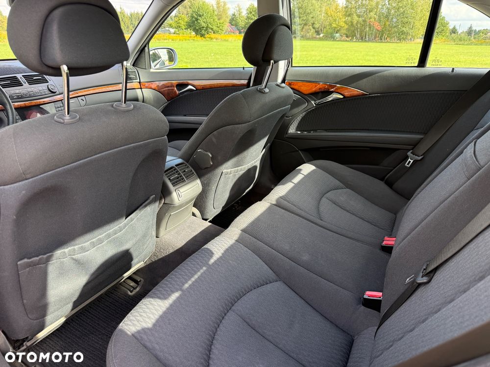 Mercedes-Benz Klasa E 220 CDI Elegance - 34