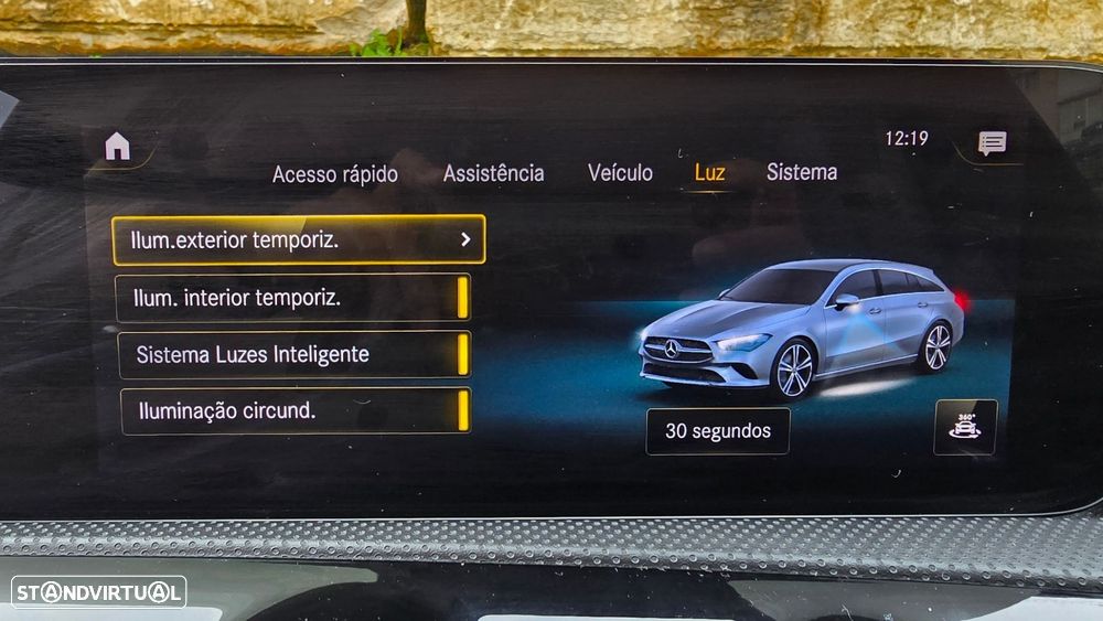 Mercedes-Benz CLA 250 - 42