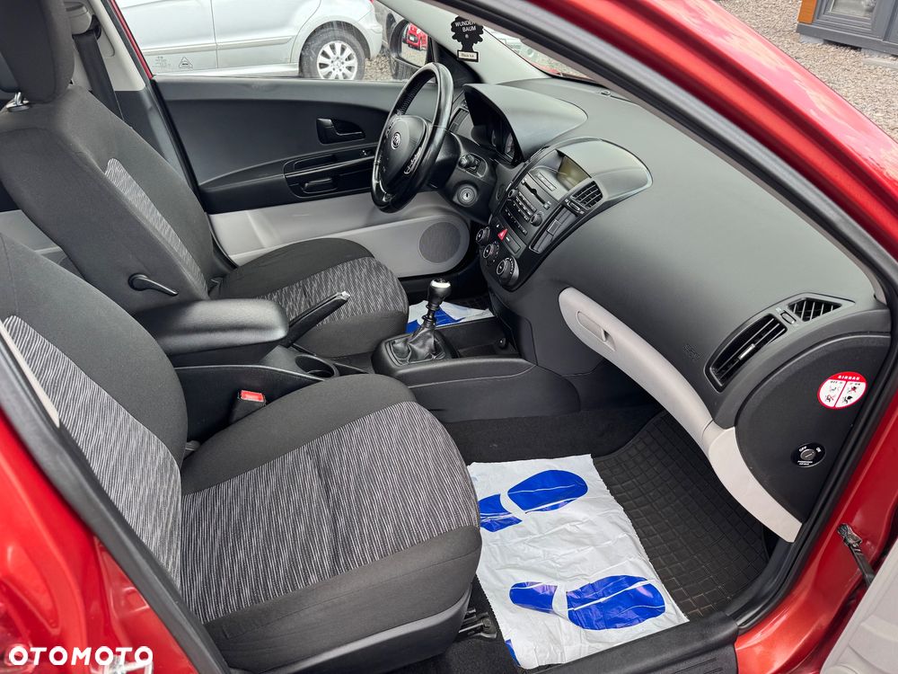 Kia Ceed 1.4 Comfort + - 15