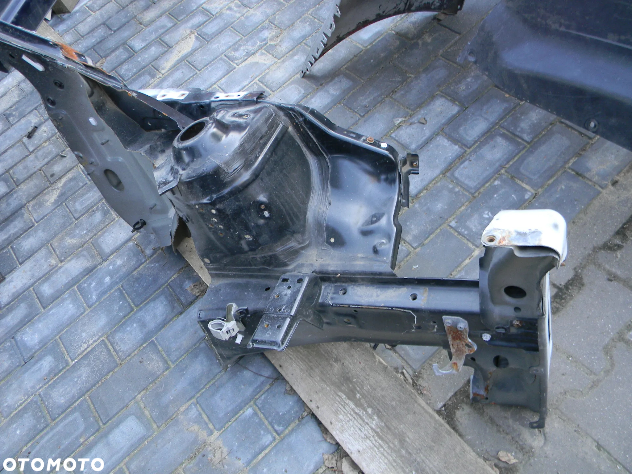 podłużnica ćwiartka lewa SUZUKI SWIFT V MK7 10-17 strefa zgniotu fartuch - 3