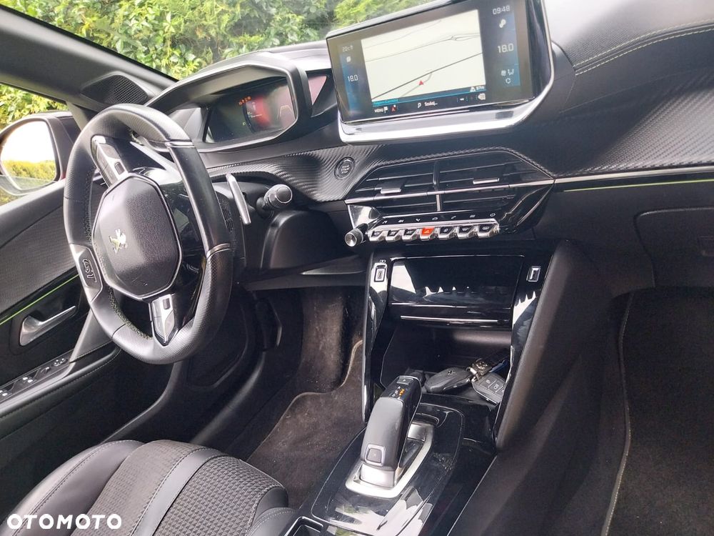 Peugeot 208 PureTech 130 EAT8 GT Pack - 29