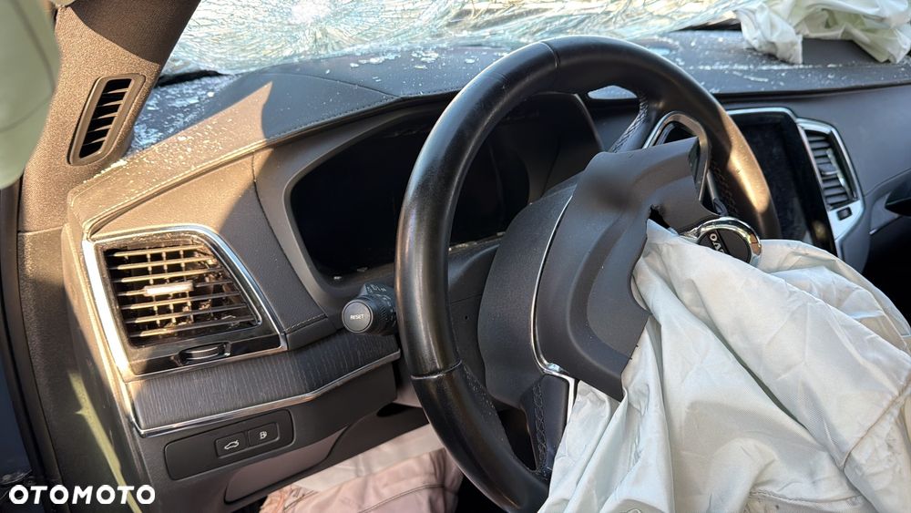 Volvo XC 90 T6 GPF AWD Inscription 7os - 33