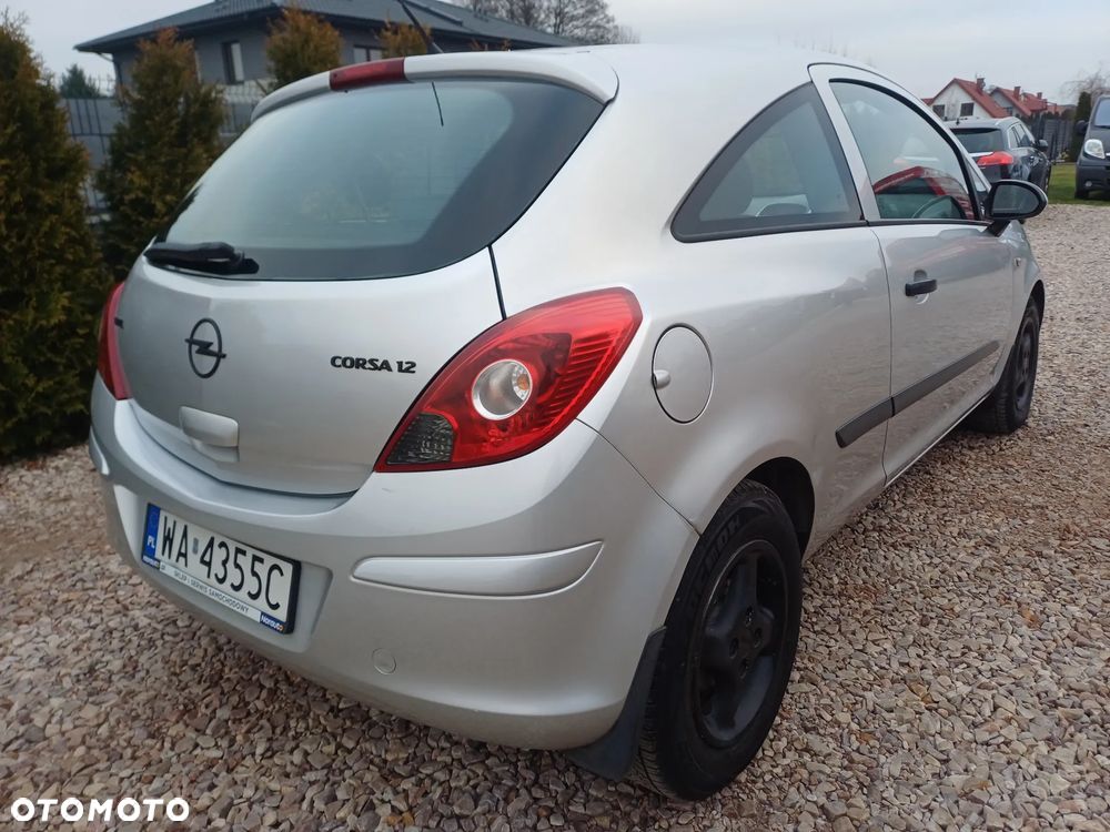 Opel Corsa 1.2 16V Enjoy - 8