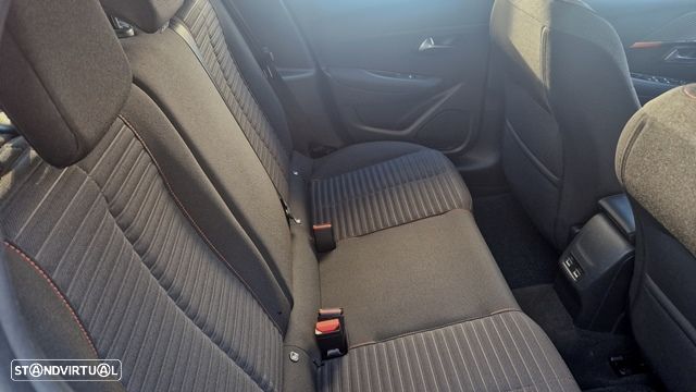 Peugeot 208 1.2 PureTech Allure EAT8 - 9