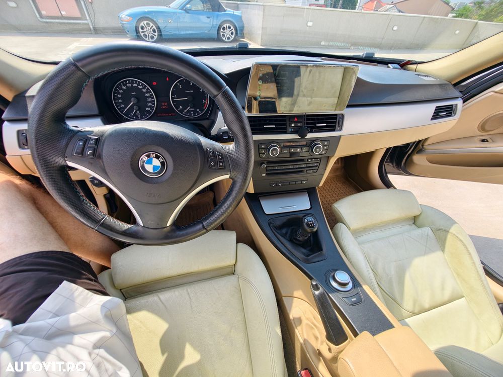 BMW Seria 3 320d - 14