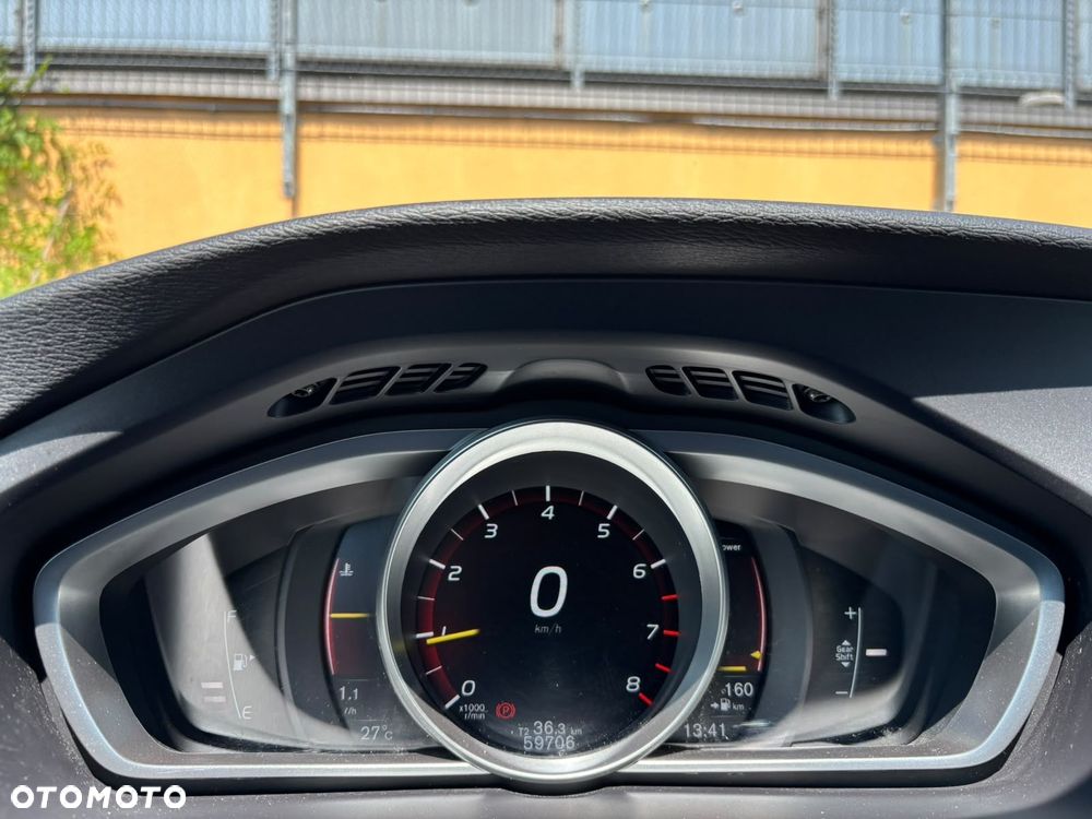 Volvo V40 T2 Drive-E Momentum - 18
