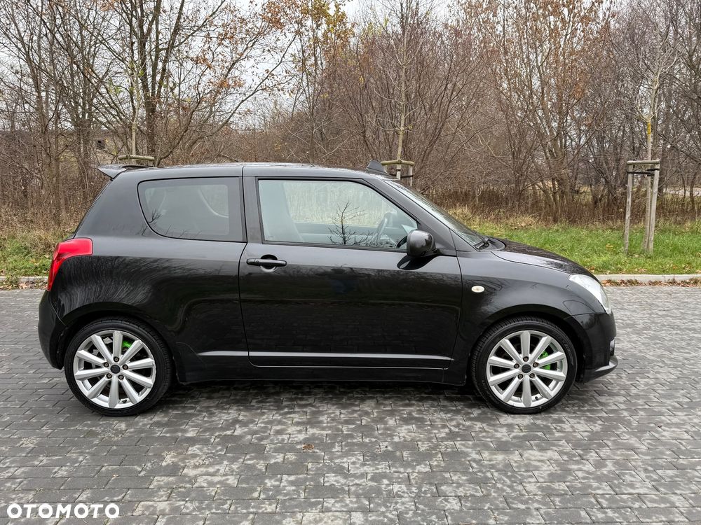 Suzuki Swift 1.6 Sport Rallye N' Style - 4