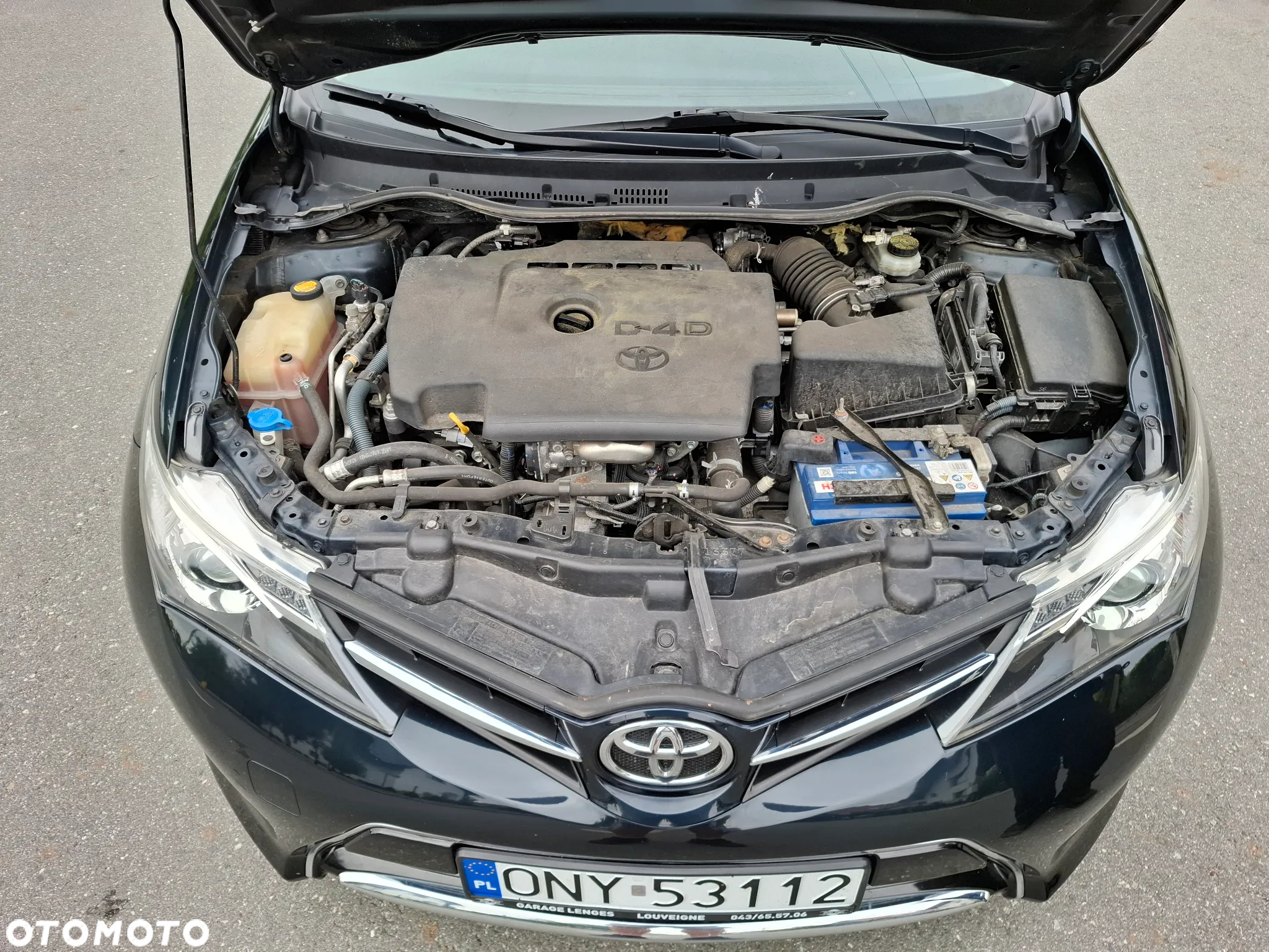 Toyota Auris 2.0 D-4D Touring Sports Life Plus - 24