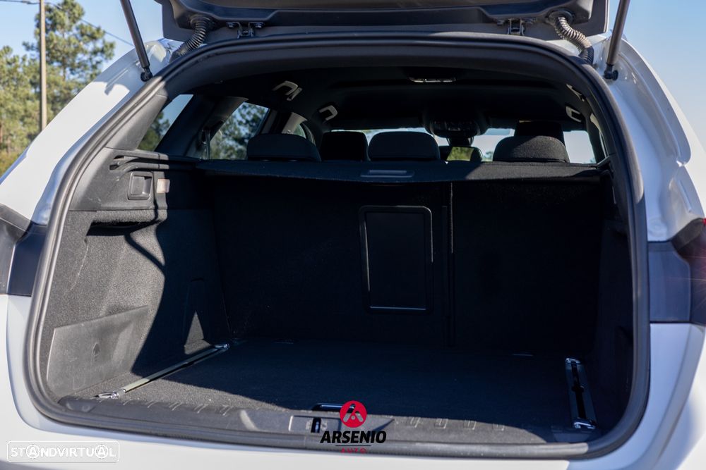 Peugeot 308 SW 1.5 BlueHDi GT EAT8 - 51