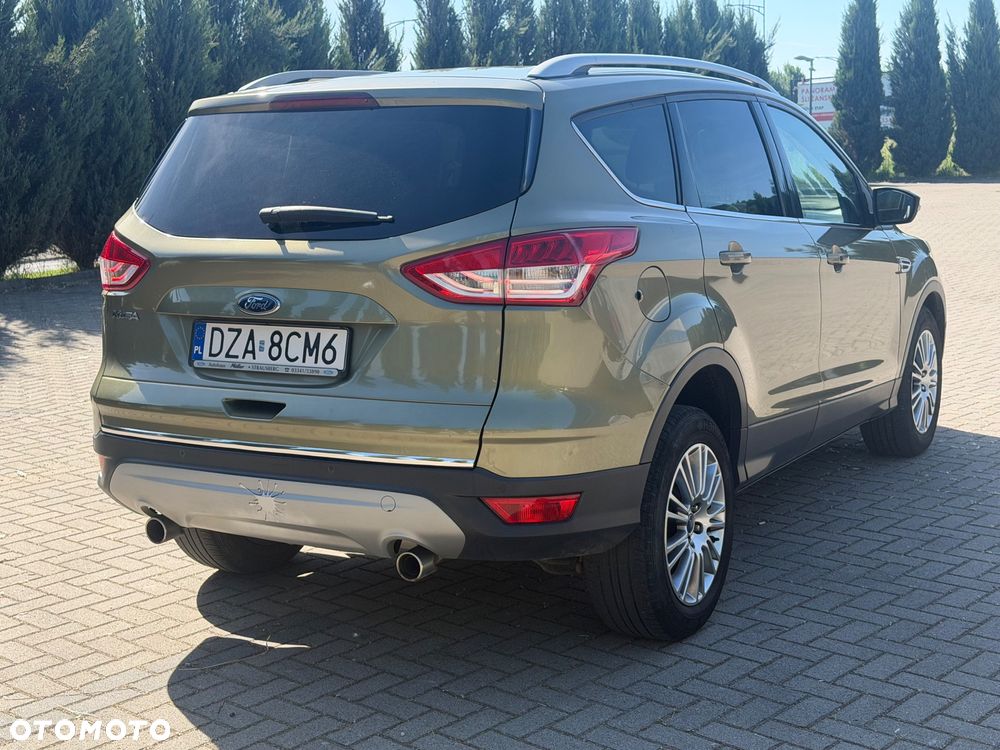 Ford Kuga 2.0 TDCi 2x4 Titanium - 6