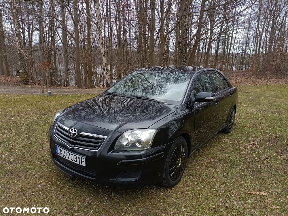 Toyota Avensis - 3