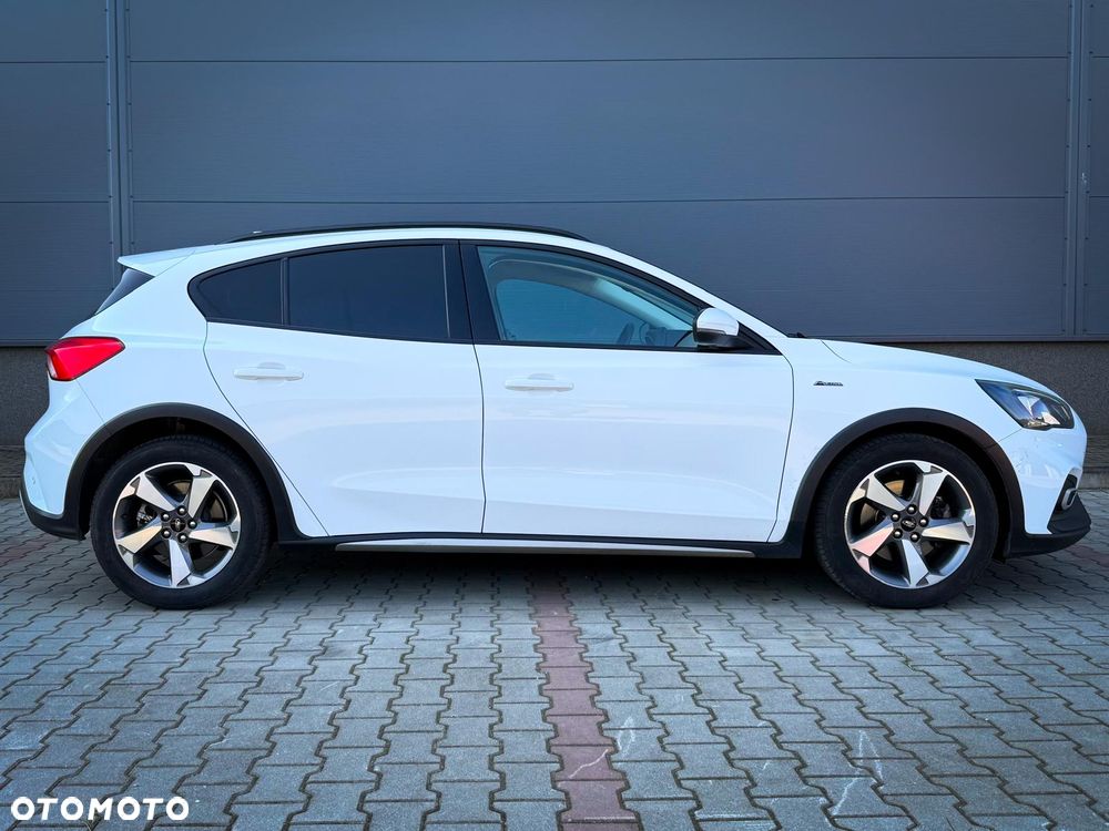 Ford Focus 1.0 EcoBoost Active - 6