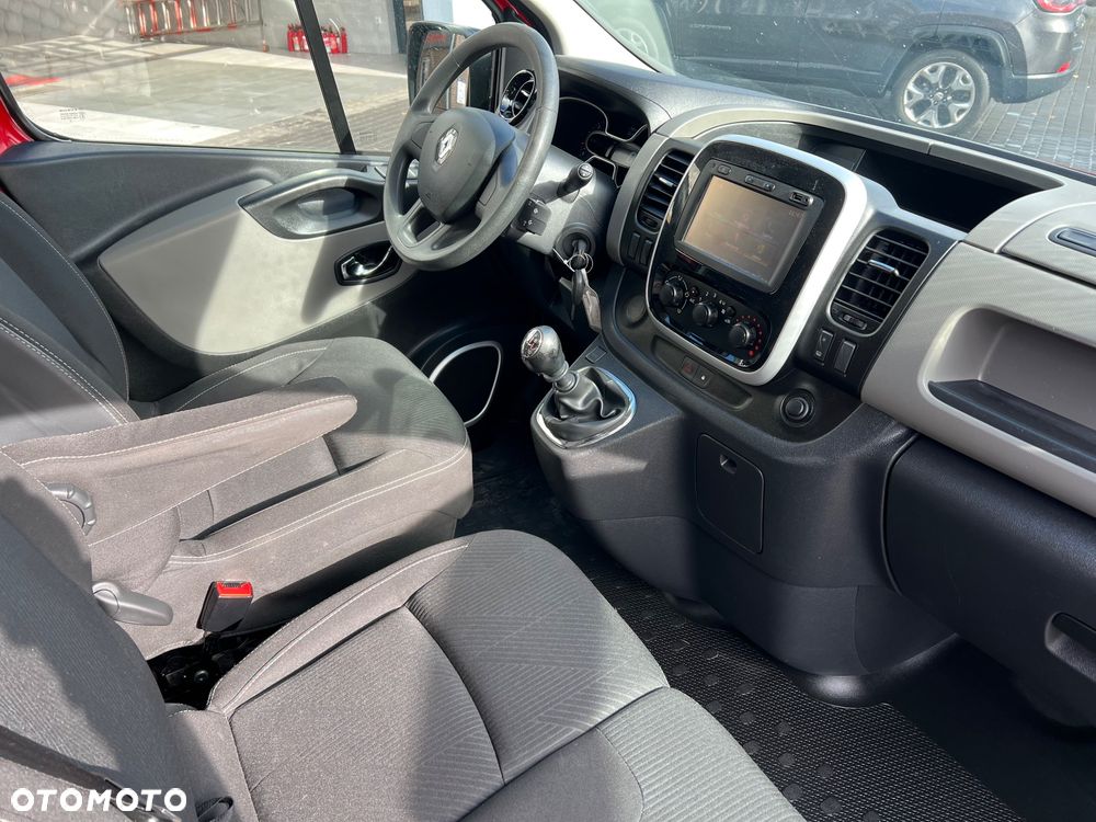 Renault Trafic - 21