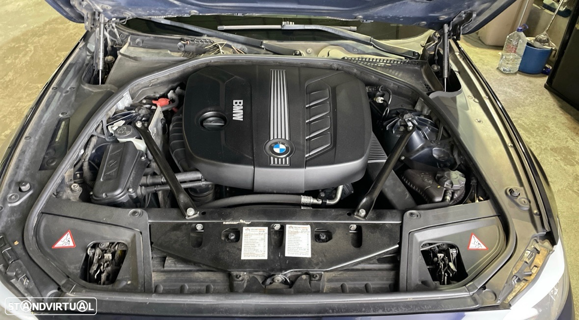 BMW 520 d Exclusive Auto 129g - 18