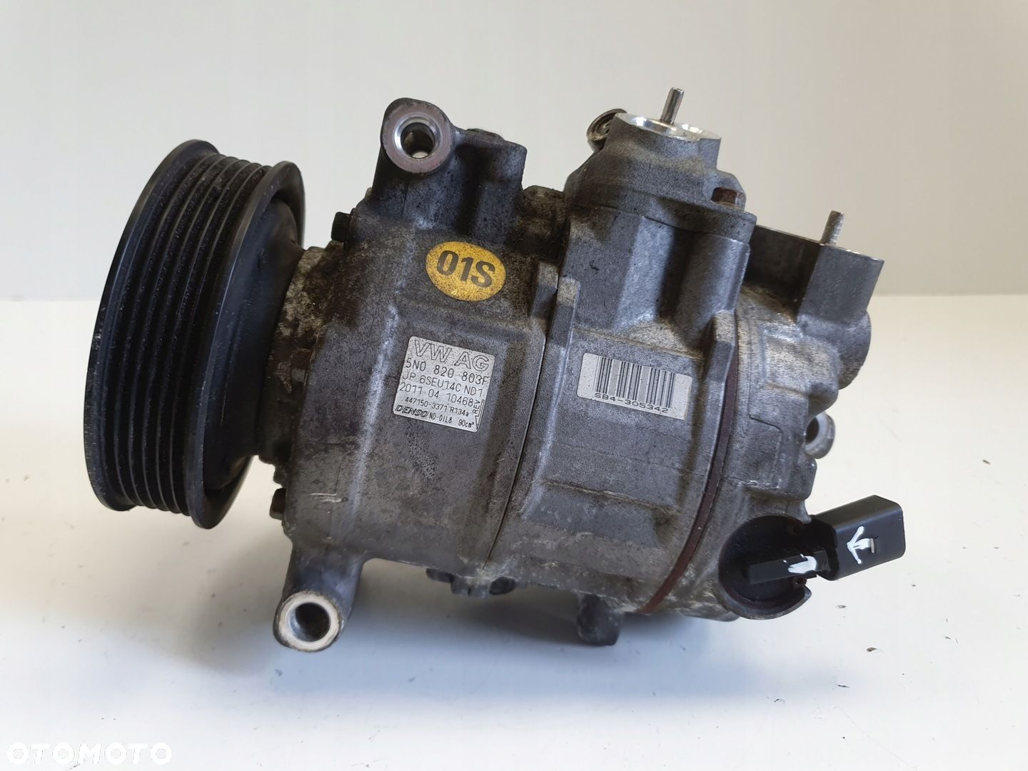 Audi A3 II 8P 1.6 TDI SPRĘŻARKA KLIMATYZACJI pompa 5N0820803F - 1