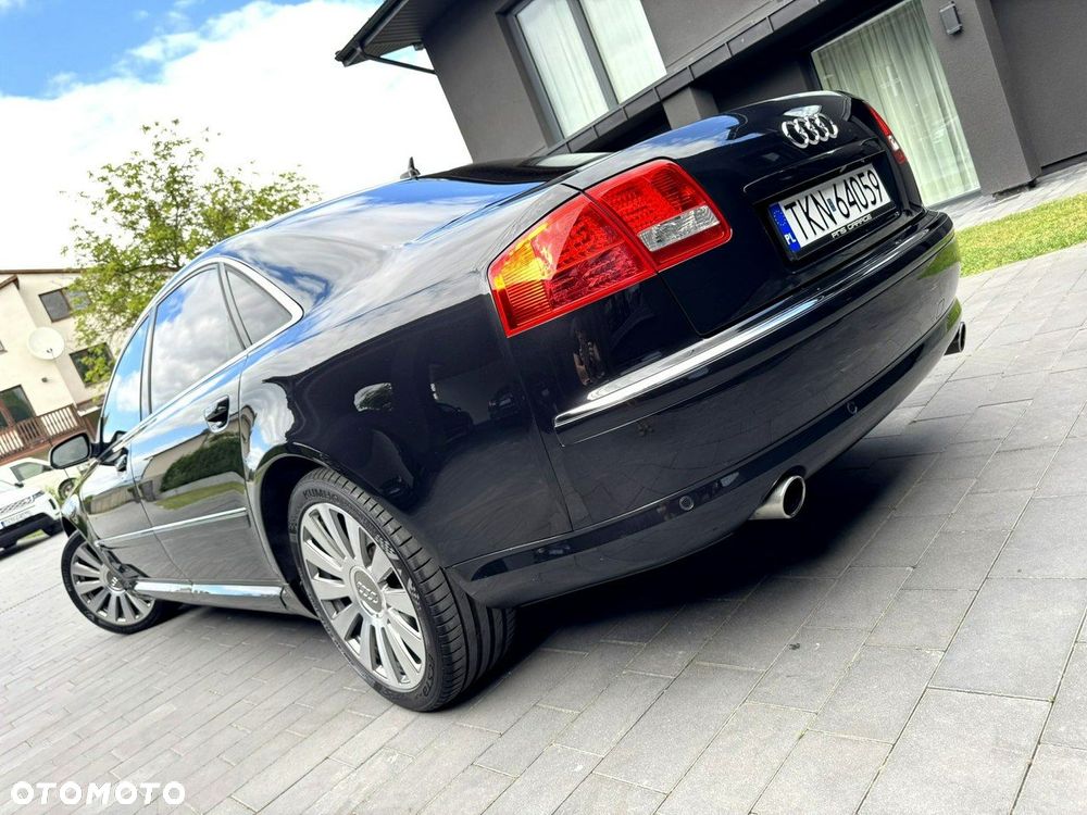 Audi A8 - 7