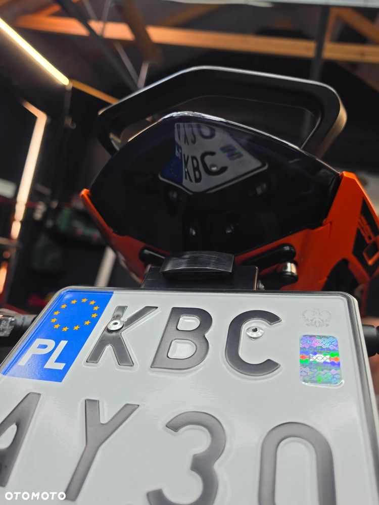 KTM Super Duke - 29