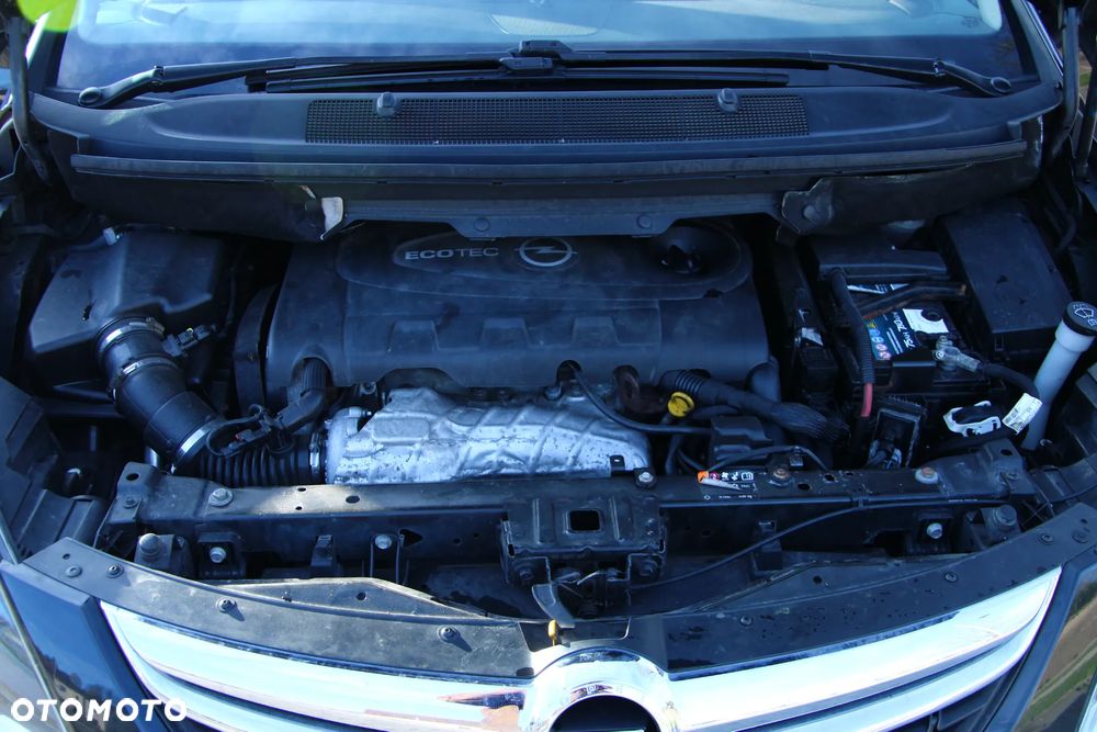 Opel Zafira Tourer 2.0 CDTI Edition - 17