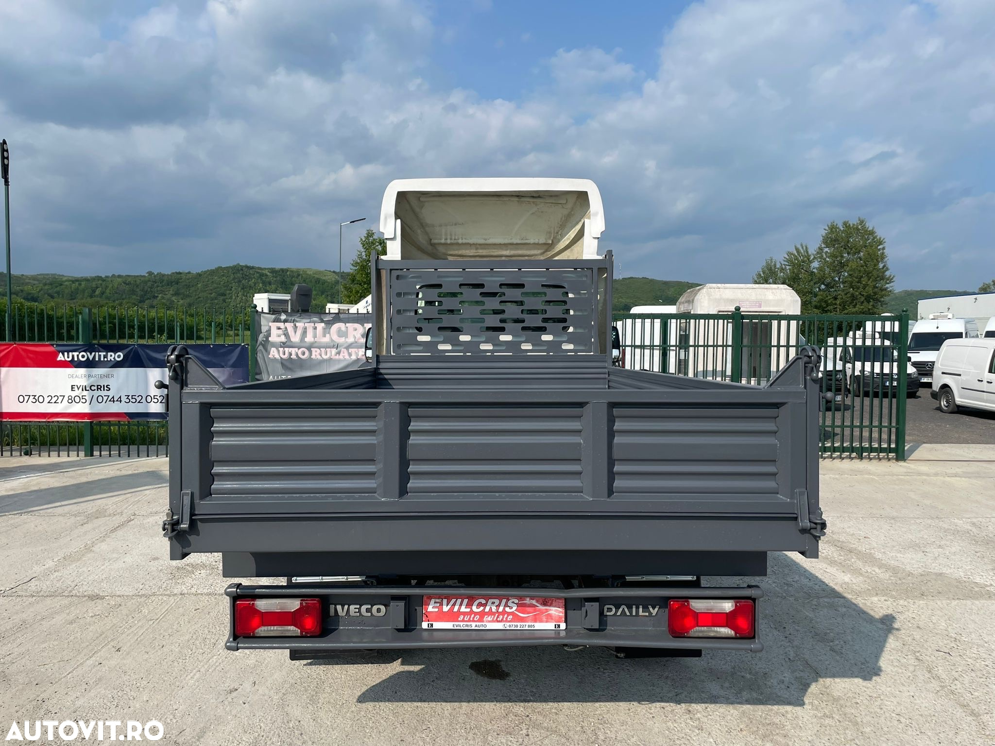 Iveco Daily 35C14 BASCULABIL AXA DUBLA SPATE - 14