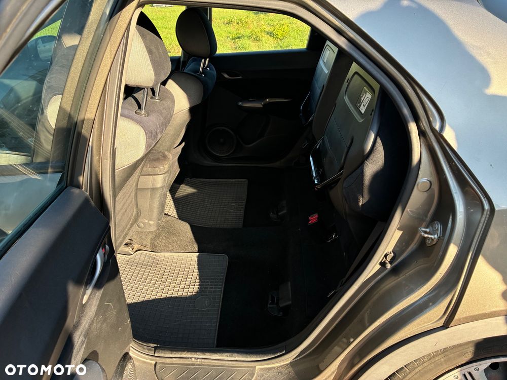 Honda Civic 1.4 Comfort - 14