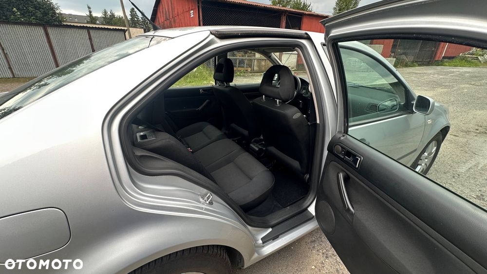Volkswagen Bora 1.9 SDI - 9