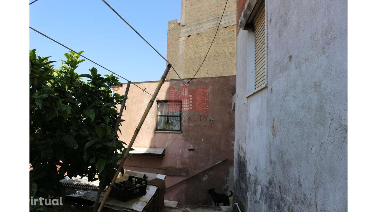 Moradia T2+T2 | Terreno 326 M2 - Grande imagem: 3/35