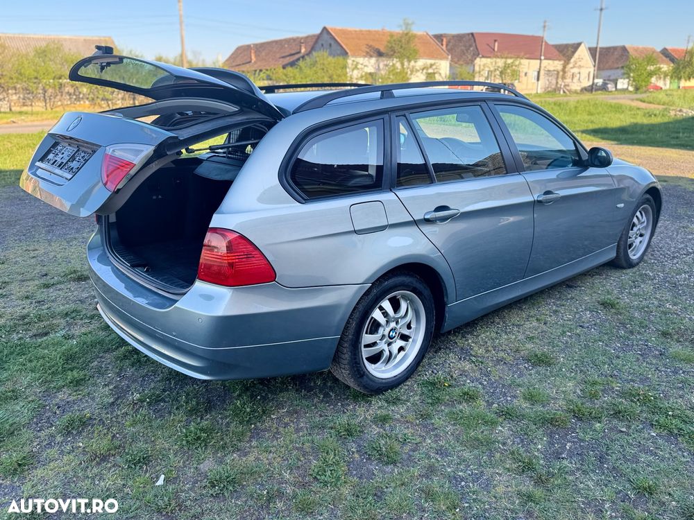 BMW Seria 3 318d - 5