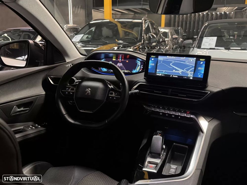 Peugeot 3008 1.6 Hybrid Allure e-EAT8 - 18