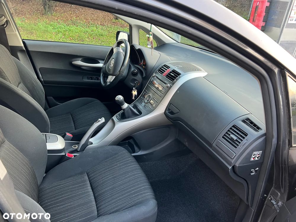 Toyota Auris 1.6 VVT-i Sol - 7