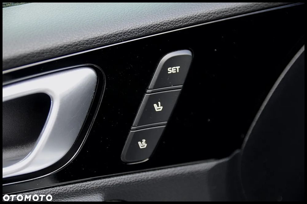 Kia ProCeed 1.5 T-GDI DCT7 OPF GT LINE - 21