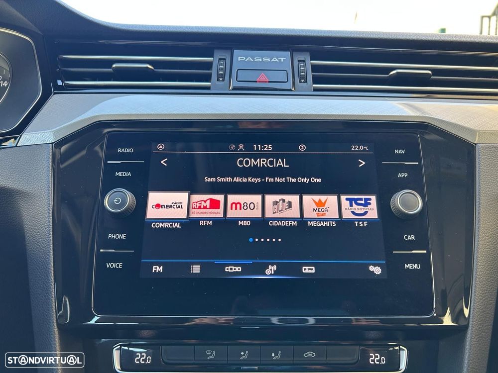 VW Passat Variant 1.6 TDI Confortline DSG - 28