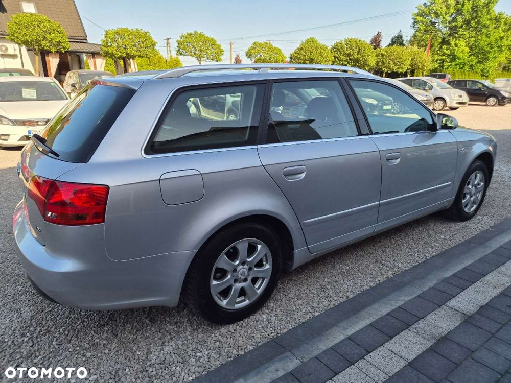 Audi A4 Avant - 10