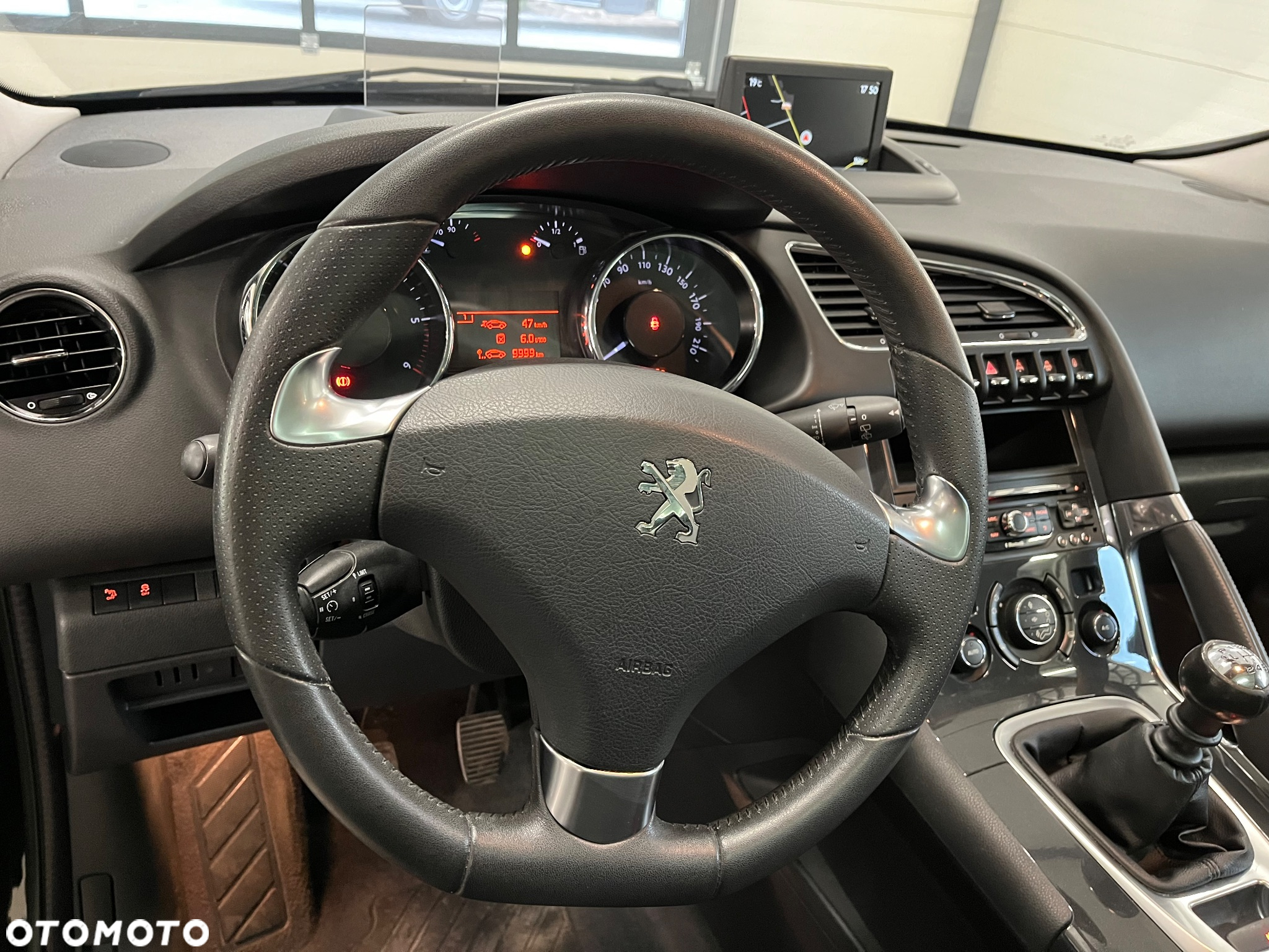 Peugeot 3008 1.6 BlueHDi Allure S&S - 37