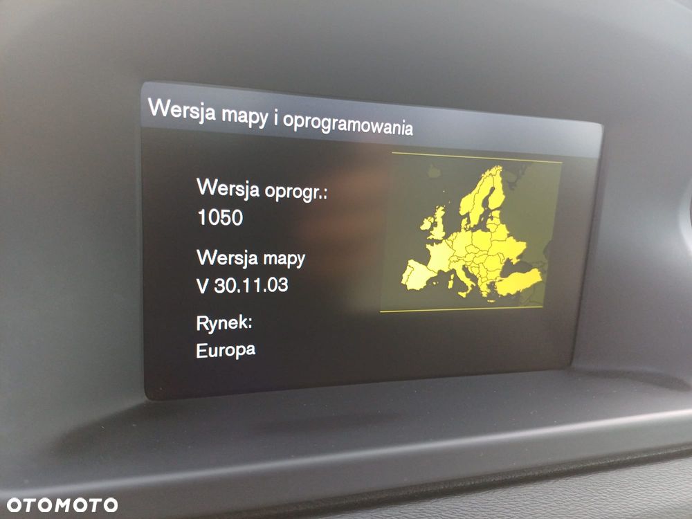 Volvo XC 70 D3 Summum - 16